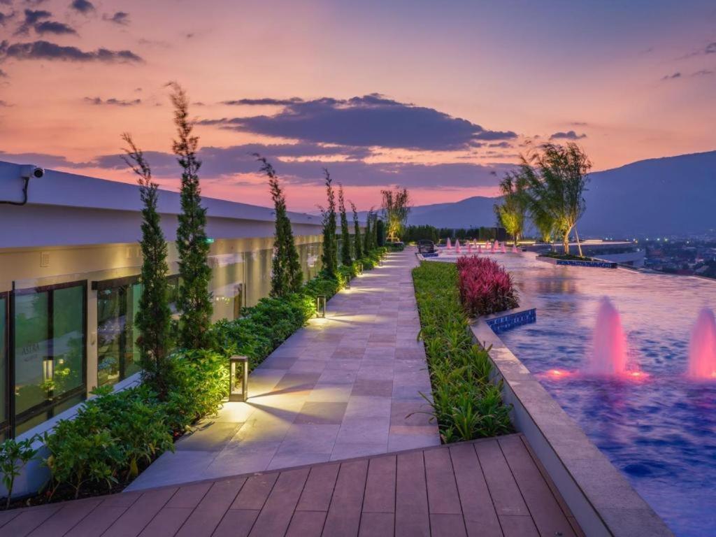 The Astra Sky River Chiangmai_sky Pool_old City